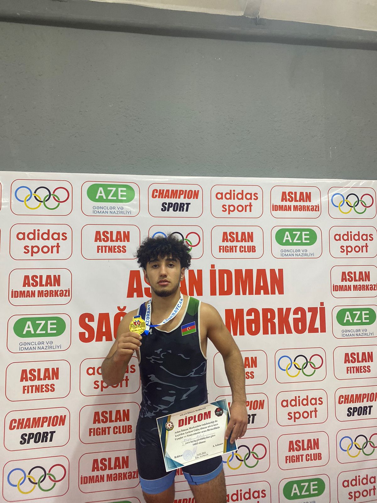 Nahid Piriyev - Sərbəst güləş